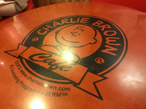 charlie-brown-cafe12